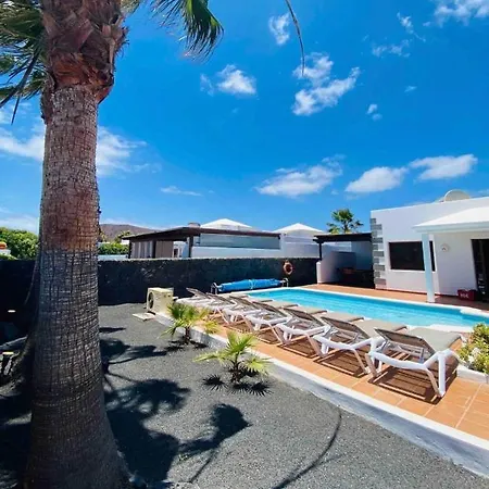 Agatha, Vacaciones En Familia En Lanzarote * プラヤ・ブランカ