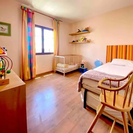 ágatha, Vacaciones En Familia En Lanzarote Villa