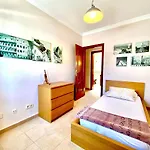 Agatha, Vacaciones En Familia En Lanzarote Willa