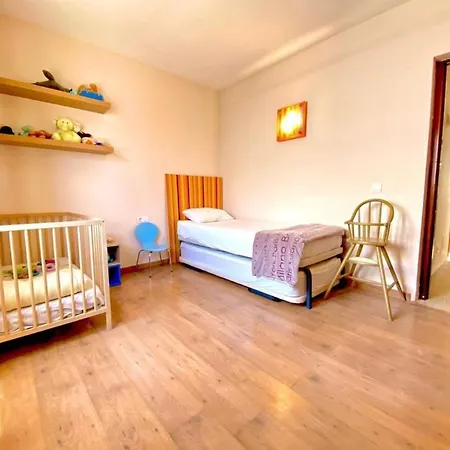 Agatha, Vacaciones En Familia En Lanzarote